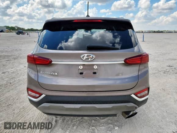 2019 Hyundai Santa Fe SE with VIN 5NMS23AD6KH088691, listed as a Copart auction lot 86144505 with 207,477 mi miles and Clean title. Bid and sale history available at DreamBid. Image 6.
