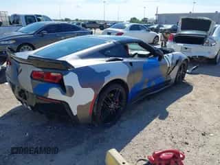 2014 Chevrolet Corvette Z51 3LT z VIN 1G1YL2D78E5000263, wystawiony jako IAAI lot #43305178 z przebiegiem 43 529 mil mil oraz . Historia ofert i sprzedaży dostępna na DreamBid. Obrazek 4.