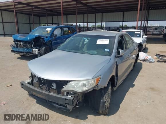 2012 Toyota Camry L with VIN 4T1BF1FK5CU095072, listed as a IAAI auction lot 43247408 with 231,238 mi miles and . Bid and sale history available at DreamBid. Image 2.