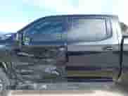 2022 GMC Sierra 1500 AT4 с VIN 3GTUUEET5NG571234, выставлен на аукционе IAAI как лот 41132817 с пробегом 26 132 миль миль и . История ставок и продаж доступна на DreamBid. Изображение 15.