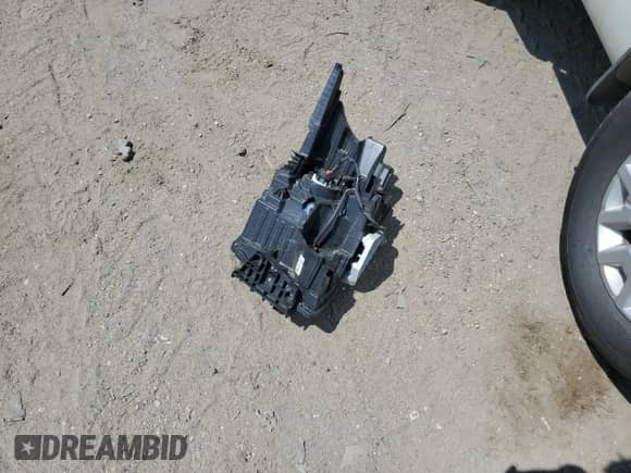 2023 Nissan Frontier SV with VIN 1N6ED1FK1PN659143, listed as a Copart auction lot 60690044 with 13,706 mi miles and Salvage title. Bid and sale history available at DreamBid. Image 12.