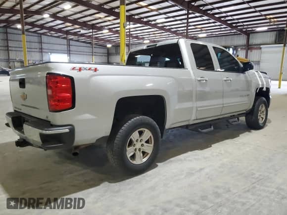 2015 Chevrolet Silverado 1500 LT with VIN 1GCVKREH0FZ247025, listed as a Copart auction lot 78546744 with 139,725 mi miles and Salvage title. Bid and sale history available at DreamBid. Image 3.