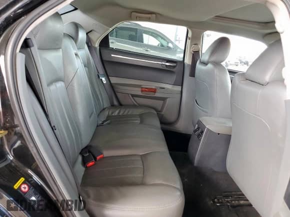 2005 Chrysler 300 C with VIN 2C3AA63H15H553527, listed as a Copart auction lot 80713995 with 159,393 mi miles and Salvage title. Bid and sale history available at DreamBid. Image 10.