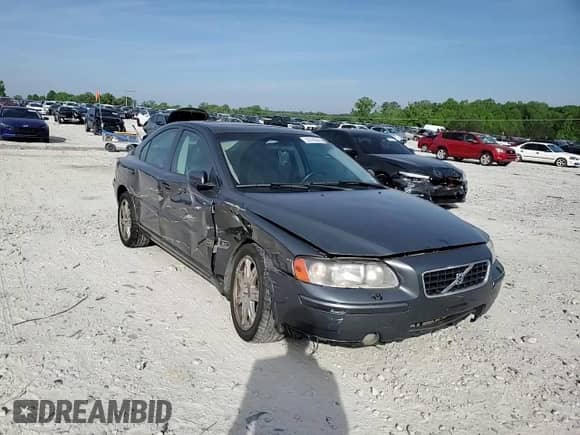 2005 Volvo S60 с VIN YV1RH592452477022, выставлен на аукционе Copart как лот 53780265 с пробегом 194 308 миль миль и Списание • Salvage title. История ставок и продаж доступна на DreamBid. Изображение 13.