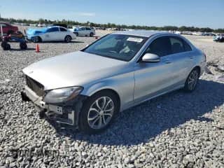 2017 Mercedes-Benz C 300 с VIN 55SWF4JB7HU203611, выставлен на аукционе Copart как лот 82439705 с пробегом 177 794 миль миль и Списание • Salvage title. История ставок и продаж доступна на DreamBid. Изображение 1.