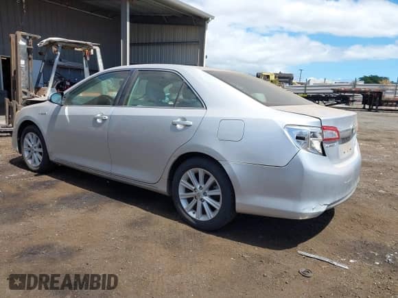 2013 Toyota Camry LE z VIN 4T1BD1FK1DU065025, wystawiony jako IAAI lot #42749481 z przebiegiem 88 374 mil mil oraz . Historia ofert i sprzedaży dostępna na DreamBid. Obrazek 3.