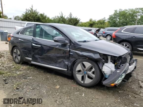 2020 Hyundai Ioniq Limited с VIN KMHC05LCXLU208203, выставлен на аукционе Copart как лот 80026045 с пробегом 123 508 миль миль и Списание • Salvage title. История ставок и продаж доступна на DreamBid. Изображение 4.