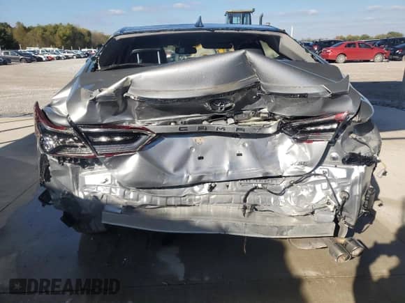 2024 Toyota Camry XSE with VIN 4T1K61AK9RU879710, listed as a Copart auction lot 90527445 with 39,740 mi miles and Clean title. Bid and sale history available at DreamBid. Image 6.