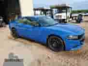 2017 Dodge Charger Police z VIN 2C3CDXKT4HH664105, wystawiony jako Copart lot #70341405 z przebiegiem 106 338 mil mil oraz Czysty tytuł • Clean title. Historia ofert i sprzedaży dostępna na DreamBid. Obrazek 6.