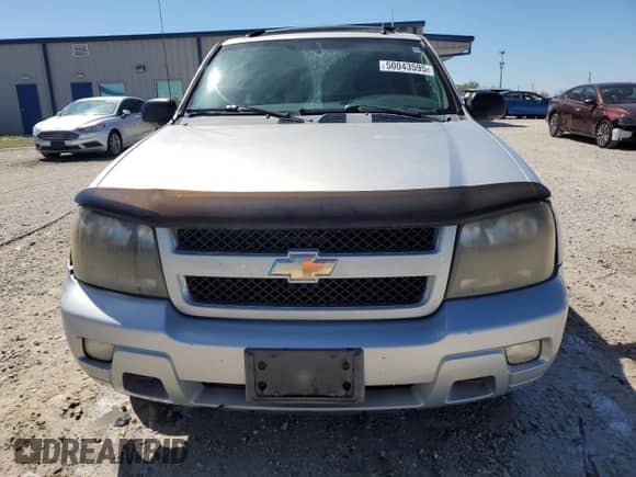 2007 Chevrolet TrailBlazer LT z VIN 1GNET13MX72241457, wystawiony jako Copart lot #50043595 z przebiegiem 177 498 mil mil oraz Szkoda całkowita • Salvage title. Historia ofert i sprzedaży dostępna na DreamBid. Obrazek 5.