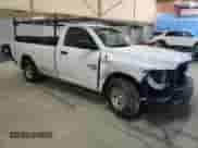 2021 Ram 1500 Tradesman с VIN 3C6JR6DG9MG526639, выставлен на аукционе Copart как лот 80799565 с пробегом 164 233 миль миль и Списание • Salvage title. История ставок и продаж доступна на DreamBid. Изображение 4.