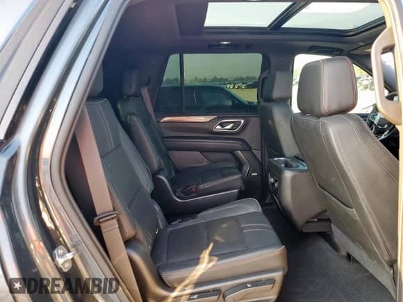 2021 Chevrolet Tahoe RST z VIN 1GNSCRKD4MR282558, wystawiony jako Copart lot #69515065 z przebiegiem 45 888 mil mil oraz Szkoda całkowita • Salvage title. Historia ofert i sprzedaży dostępna na DreamBid. Obrazek 11.