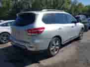 2014 Nissan Pathfinder Platinum Hybrid with VIN 5N1CR2MN5EC642025, listed as a IAAI auction lot 40488450 with 91,360 mi miles and . Bid and sale history available at DreamBid. Image 4.