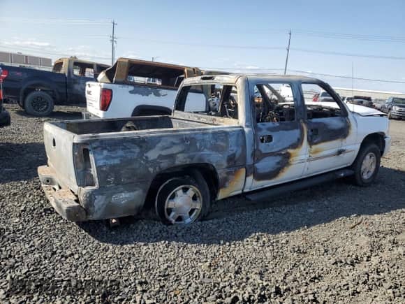 2006 GMC Sierra 1500 SLT with VIN 2GTEK13T661243028, listed as a Copart auction lot 54254475 with Not provided miles and Salvage title. Bid and sale history available at DreamBid. Image 3.