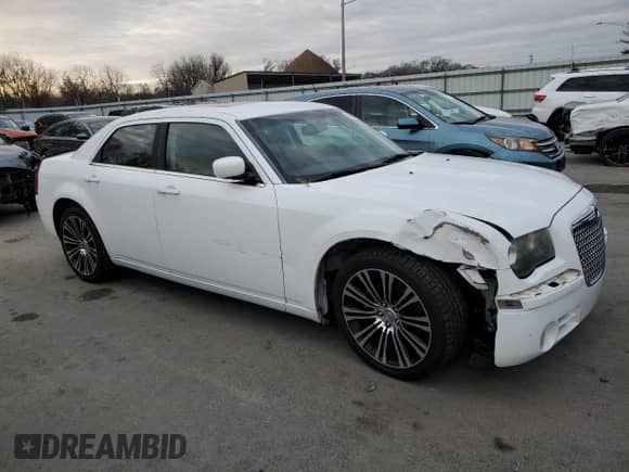 2010 Chrysler 300 S with VIN 2C3CA2CV2AH274606, listed as a Copart auction lot 41446025 with 170,123 mi miles and Salvage title. Bid and sale history available at DreamBid. Image 4.