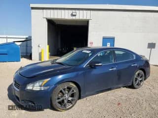 2013 Nissan Maxima SV z VIN 1N4AA5AP1DC819362, wystawiony jako Copart lot #84745175 z przebiegiem 126 183 mil mil oraz Szkoda całkowita • Salvage title. Historia ofert i sprzedaży dostępna na DreamBid. Obrazek 1.