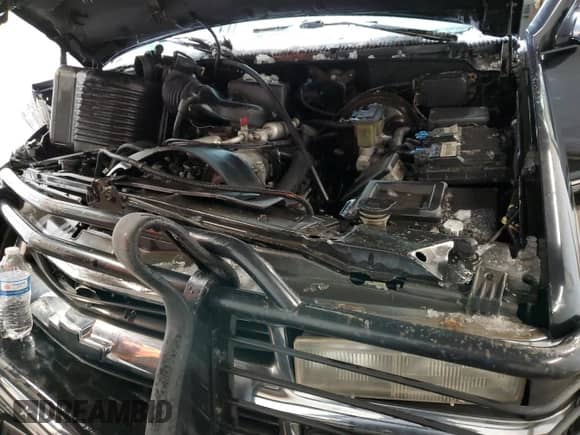1996 Chevrolet Tahoe z VIN 3GNEK18R2TG159716, wystawiony jako Copart lot #46094405 z przebiegiem Nie podano mil oraz Szkoda całkowita • Salvage title. Historia ofert i sprzedaży dostępna na DreamBid. Obrazek 12.