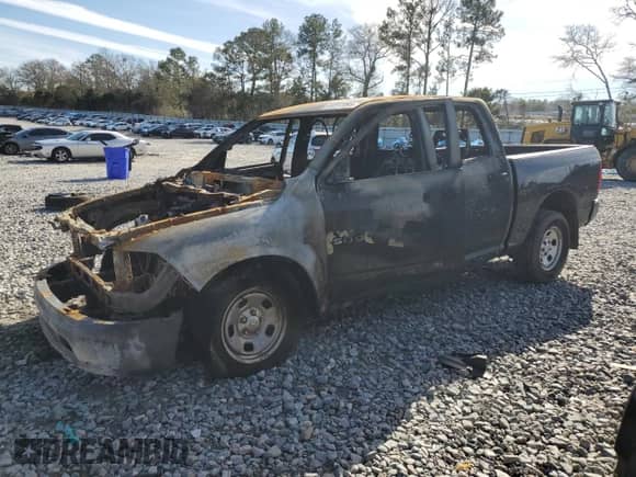 2015 Ram 1500 Tradesman с VIN 1C6RR7KMXFS684713, выставлен на аукционе Copart как лот 88312395 с пробегом Не указан миль и На запчасти • Non repairable. История ставок и продаж доступна на DreamBid. Изображение 1.