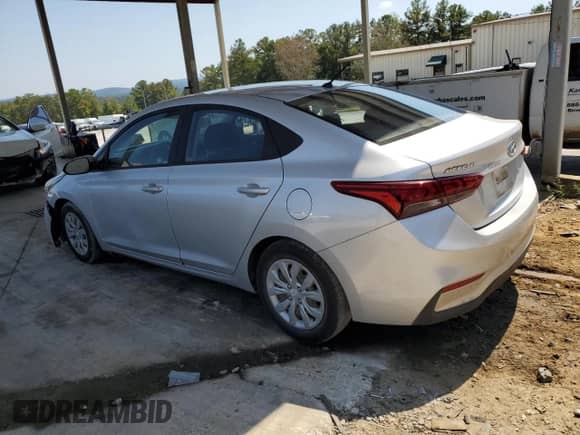2019 Hyundai Accent SE z VIN 3KPC24A36KE079501, wystawiony jako Copart lot #80848205 z przebiegiem 119 430 mil mil oraz Szkoda całkowita • Salvage title. Historia ofert i sprzedaży dostępna na DreamBid. Obrazek 2.