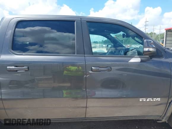 2019 Ram 1500 Laramie with VIN 1C6RREJT9KN740596, listed as a IAAI auction lot 42569812 with 60,265 mi miles and . Bid and sale history available at DreamBid. Image 13.