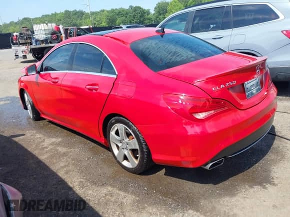 2016 Mercedes-Benz CLA 250 with VIN WDDSJ4GB0GN321852, listed as a IAAI auction lot 42567813 with 100,918 mi miles and . Bid and sale history available at DreamBid. Image 3.