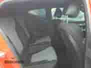 2019 Hyundai Veloster Turbo R-Spec z VIN KMHTH6AB6KU007275, wystawiony jako Copart lot #47395595 z przebiegiem 115 632 mil mil oraz Czysty tytuł • Clean title. Historia ofert i sprzedaży dostępna na DreamBid. Obrazek 10.