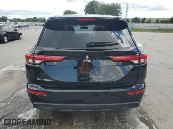 2024 Mitsubishi Outlander ES with VIN JA4J3UA81RZ073338, listed as a Copart auction lot 64772225 with 29,146 mi miles and Salvage title. Bid and sale history available at DreamBid. Image 6.