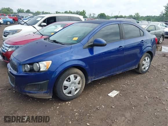 2013 Chevrolet Sonic LS с VIN 1G1JA5SH3D4222802, выставлен на аукционе IAAI как лот 42737550 с пробегом 118 997 миль миль и . История ставок и продаж доступна на DreamBid. Изображение 2.