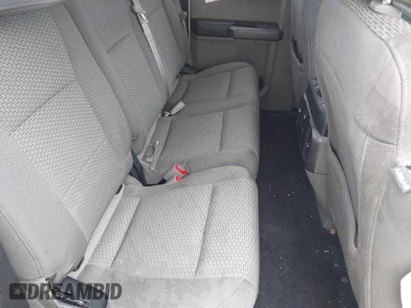 2018 Ford F-150 XL с VIN 1FTEX1EP6JFE54006, выставлен на аукционе IAAI как лот 42869052 с пробегом 211 472 миль миль и . История ставок и продаж доступна на DreamBid. Изображение 8.