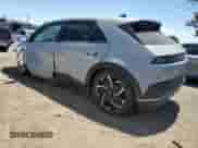 2022 Hyundai Ioniq 5 SEL с VIN KM8KNDAF8NU050029, выставлен на аукционе Copart как лот 66165875 с пробегом 42 871 миль миль и Списание • Salvage title. История ставок и продаж доступна на DreamBid. Изображение 2.