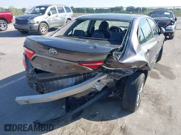 2017 Toyota Camry SE with VIN 4T1BF1FK8HU339501, listed as a IAAI auction lot 43336257 with 93,344 mi miles and . Bid and sale history available at DreamBid. Image 6.