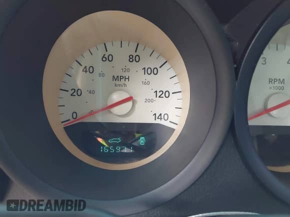 2007 Dodge Magnum z VIN 2D4FV47T37H665826, wystawiony jako IAAI lot #42513293 z przebiegiem 165 971 mil mil oraz . Historia ofert i sprzedaży dostępna na DreamBid. Obrazek 7.