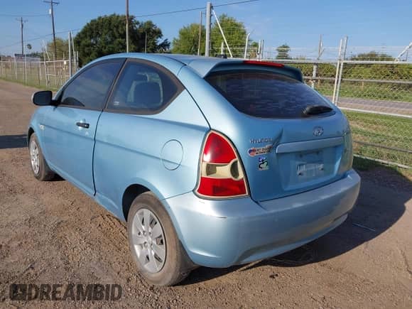 2010 Hyundai Accent GS с VIN KMHCM3AC4AU159864, выставлен на аукционе IAAI как лот 43129524 с пробегом 89 941 миль миль и . История ставок и продаж доступна на DreamBid. Изображение 3.
