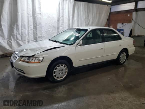 2001 Honda Accord with VIN JHMCG65571C023029, listed as a Copart auction lot 82168014 with 199,809 mi miles and Salvage title. Bid and sale history available at DreamBid. Image 1.