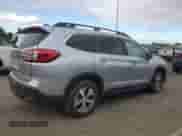 2025 Subaru Ascent Premium с VIN 4S4WMADD5S3420593, выставлен на аукционе Copart как лот 85514395 с пробегом Не указан миль и Списание • Salvage title. История ставок и продаж доступна на DreamBid. Изображение 3.