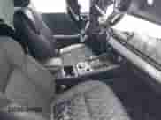 2023 Mitsubishi Outlander SEL z VIN JA4J4VA82PZ006988, wystawiony jako IAAI lot #42436729 z przebiegiem 76 957 mil mil oraz . Historia ofert i sprzedaży dostępna na DreamBid. Obrazek 5.
