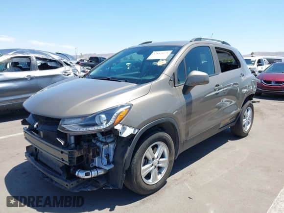 2021 Chevrolet Trax LT with VIN KL7CJLSM4MB372847, listed as a IAAI auction lot 42813079 with 67,400 mi miles and . Bid and sale history available at DreamBid. Image 18.