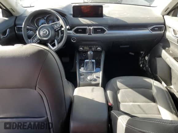 2024 Mazda CX-5 S Preferred z VIN JM3KFBCL3R0415360, wystawiony jako Copart lot #48970915 z przebiegiem 3 449 mil mil oraz Nie do naprawy • Non repairable. Historia ofert i sprzedaży dostępna na DreamBid. Obrazek 8.