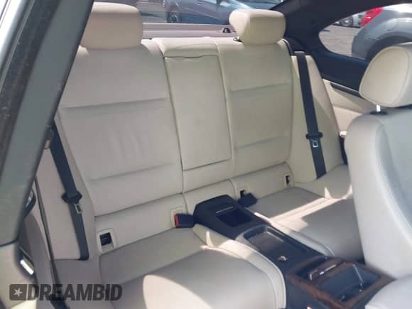 2013 BMW 3 Series 328i с VIN WBAKE5C57DE432377, выставлен на аукционе IAAI как лот 43203687 с пробегом 95 174 миль миль и . История ставок и продаж доступна на DreamBid. Изображение 8.