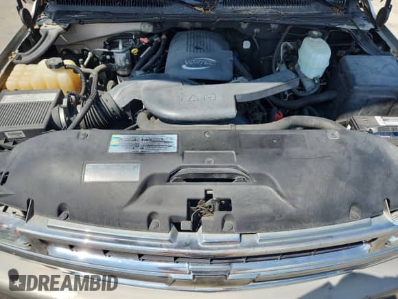 2004 Chevrolet Suburban LS с VIN 3GNFK16ZX4G191385, выставлен на аукционе Copart как лот 68652635 с пробегом 173 434 миль миль и Списание • Salvage title. История ставок и продаж доступна на DreamBid. Изображение 12.