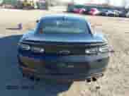 2023 Chevrolet Camaro 1SS z VIN 1G1FE1R75P0100759, wystawiony jako IAAI lot #41743238 z przebiegiem 41 414 mil mil oraz . Historia ofert i sprzedaży dostępna na DreamBid. Obrazek 16.