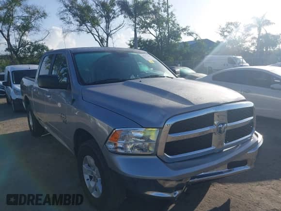 2021 Ram 1500 SLT z VIN 1C6RR7LG8MS542012, wystawiony jako IAAI lot #39797180 z przebiegiem 72 520 mil mil oraz . Historia ofert i sprzedaży dostępna na DreamBid. Obrazek 1.