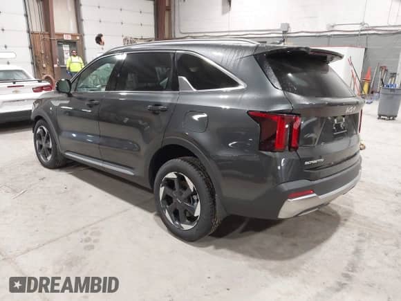 2025 Kia Sorento SX Prestige with VIN KNDRKDJG3S5353830, listed as a IAAI auction lot 42230146 with 965 mi miles and . Bid and sale history available at DreamBid. Image 3.