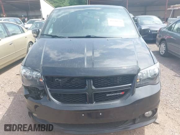 2018 Dodge Grand Caravan SE Plus with VIN 2C4RDGBG4JR201910, listed as a IAAI auction lot 42240171 with 137,357 mi miles and . Bid and sale history available at DreamBid. Image 6.