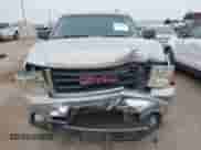 2007 GMC Sierra 1500 SLE1 z VIN 2GTEC19J071605651, wystawiony jako IAAI lot #41601256 z przebiegiem 142 130 mil mil oraz . Historia ofert i sprzedaży dostępna na DreamBid. Obrazek 12.