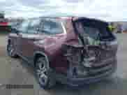 2017 Honda Pilot EX-L with VIN 5FNYF6H74HB040889, listed as a IAAI auction lot 42040094 with 84,001 mi miles and . Bid and sale history available at DreamBid. Image 6.