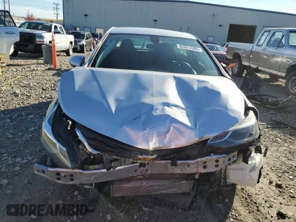 2017 Chevrolet Cruze LT z VIN 3G1BE6SM5HS586821, wystawiony jako Copart lot #87071505 z przebiegiem 56 610 mil mil oraz Nie do naprawy • Non repairable. Historia ofert i sprzedaży dostępna na DreamBid. Obrazek 5.