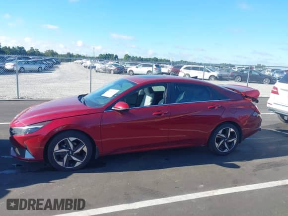 2023 Hyundai Elantra Limited z VIN KMHLN4AJ8PU077145, wystawiony jako IAAI lot #43233633 z przebiegiem 36 153 mil mil oraz . Historia ofert i sprzedaży dostępna na DreamBid. Obrazek 14.