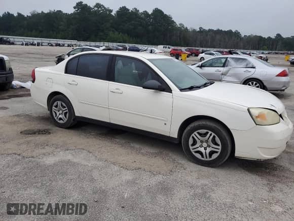 2008 Chevrolet Malibu Classic LS 1FL с VIN 1G1ZS58F38F139452, выставлен на аукционе Copart как лот 67557665 с пробегом 226 671 миль миль и Списание • Salvage title. История ставок и продаж доступна на DreamBid. Изображение 4.