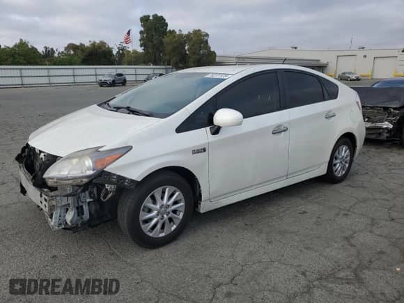 2012 Toyota Prius with VIN JTDKN3DP1C3012180, listed as a Copart auction lot 70231125 with 210,789 mi miles and Salvage title. Bid and sale history available at DreamBid. Image 1.